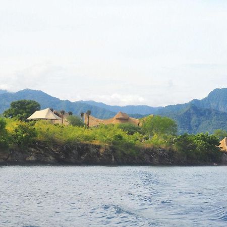 Menjangan Dynasty Resort Pemuteran  Luaran gambar