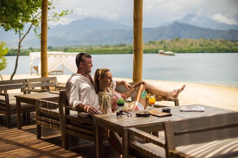 Menjangan Dynasty Resort Pemuteran  Luaran gambar
